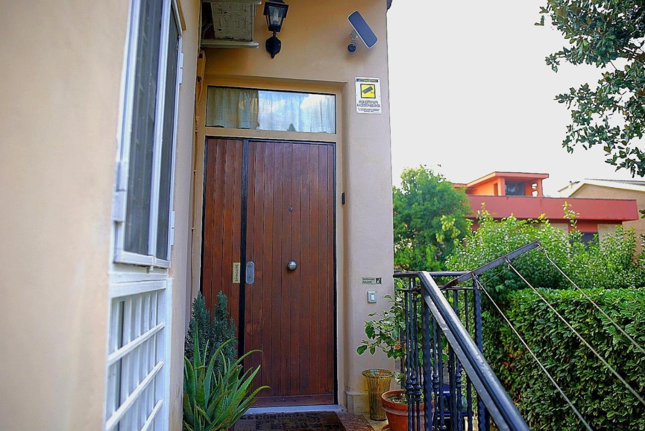 Eva Capital Guest House Vitinia Exterior foto
